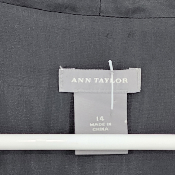 Ann Taylor Women's Plus 100% Linen Floral Embroidered Midi Dress - 14 - Picture 3 of 6